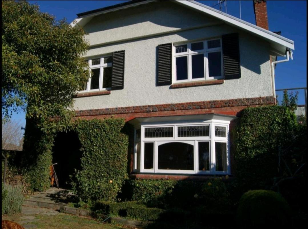 100 Year Old English Character House Hotel ทิมารู ภายนอก รูปภาพ